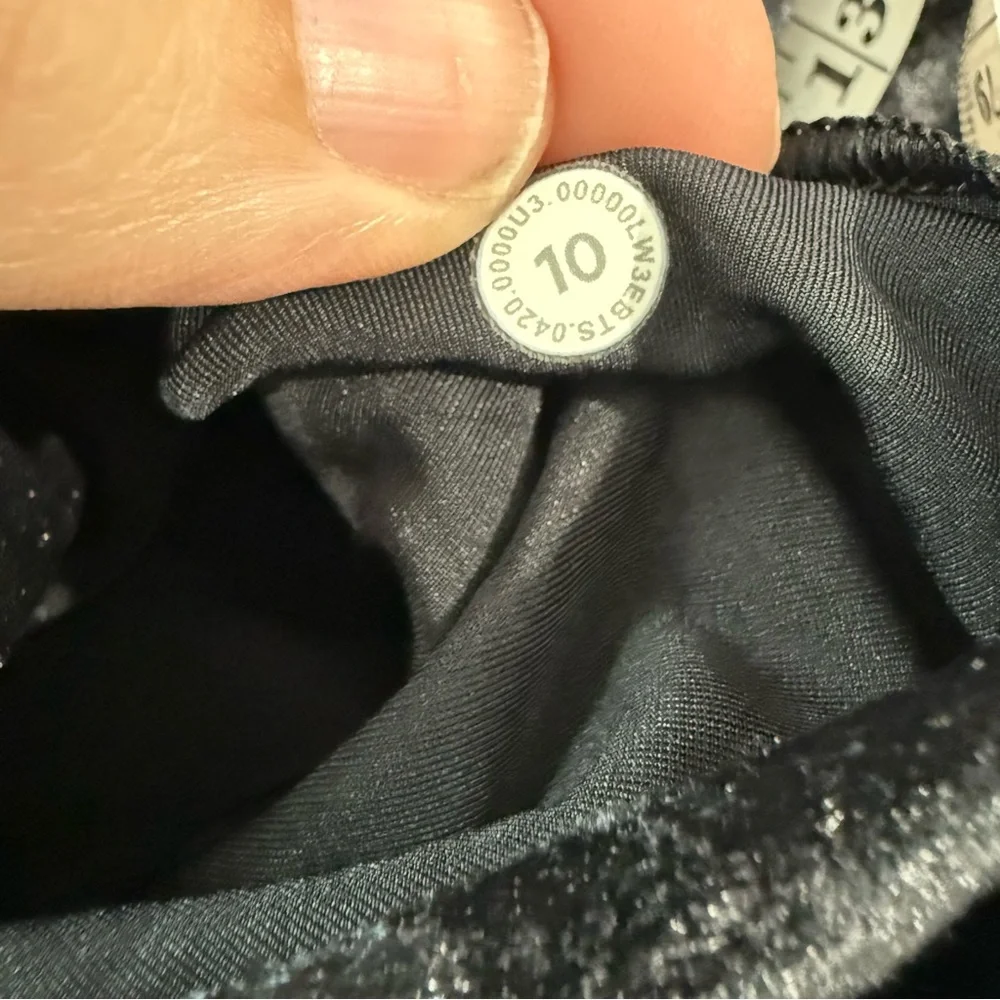 Lululemon All Aligned Mock Neck Top in Crushed Velvet‎ Size 10 W3EBTS